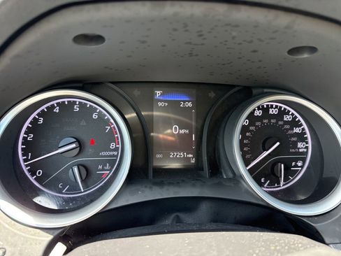 Used 2023 Toyota Camry LE FWD image 7