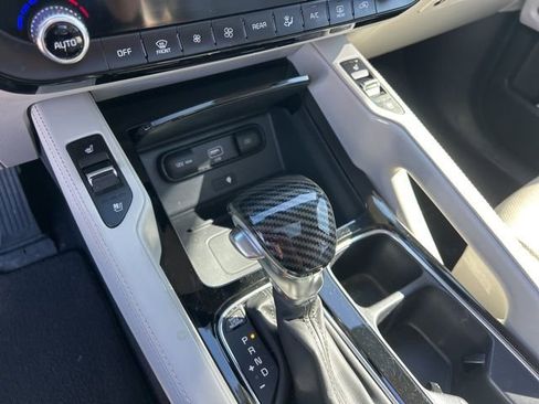 Used 2022 Kia Telluride EX w/ EX Premium Package image 23