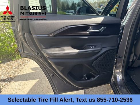 Used 2023 Jeep Grand Cherokee Altitude AWD/4WD image 36