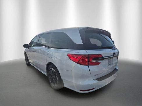 Used 2024 Honda Odyssey Elite image 2