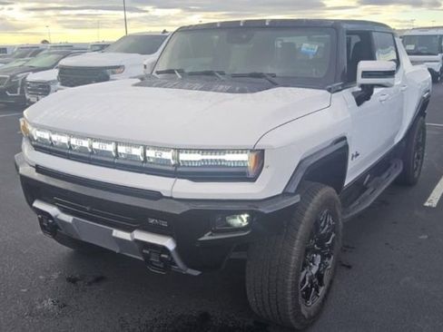 Used 2025 GMC Hummer EV 2X AWD/4WD image 3
