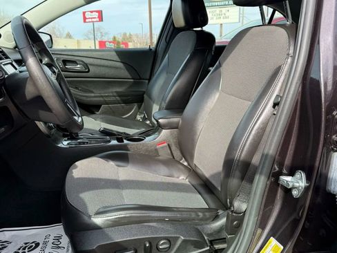 Used 2015 Chevrolet Malibu LT w/ Power Convenience Package image 10