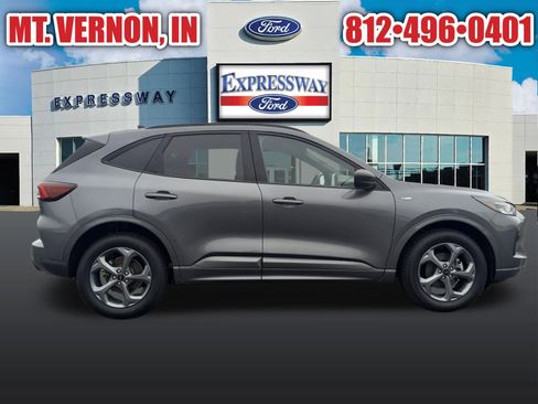 Used 2024 Ford Escape ST-Line image 6