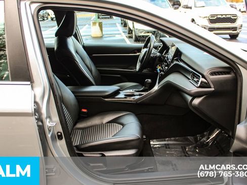 Used 2023 Toyota Camry SE image 21