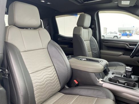 Used 2022 Chevrolet Silverado 1500 ZR2 w/ Technology Package image 20