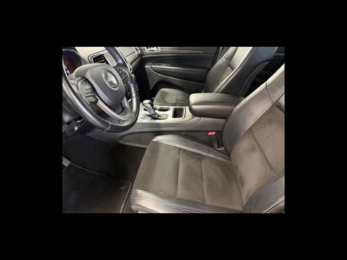 Used 2021 Jeep Grand Cherokee Laredo X AWD/4WD image 11