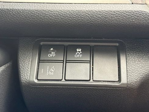 Used 2019 Honda Civic EX image 10