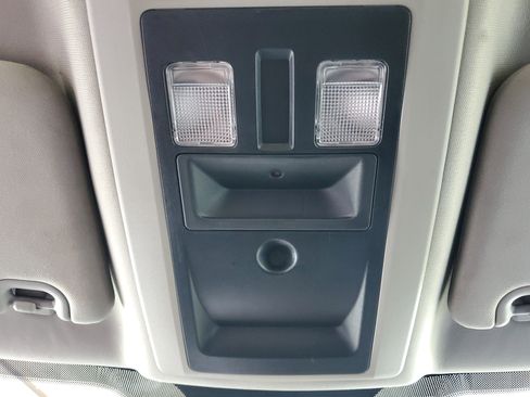Used 2019 RAM 1500 Tradesman w/ Chrome Appearance Group RWD image 20