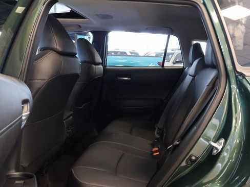 Used 2026 Toyota Corolla Cross XLE w/ Convenience Package AWD/4WD image 9