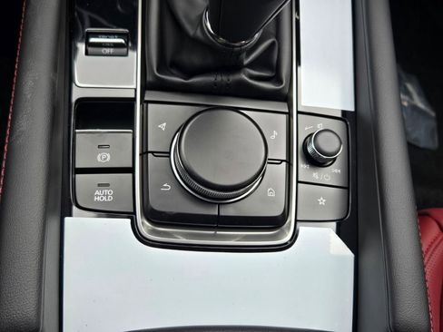 New 2026 MAZDA MAZDA3 Carbon image 26