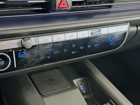 Used 2024 Hyundai Ioniq 6 SEL image 24