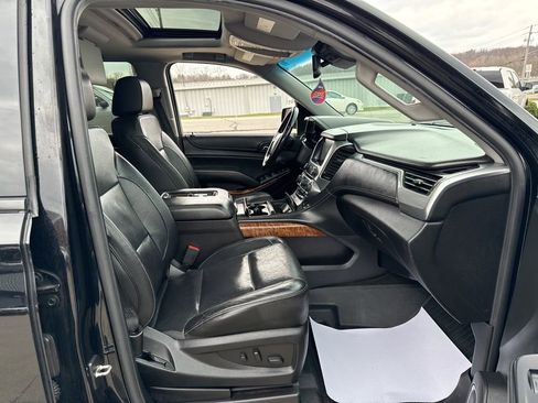 Used 2018 Chevrolet Suburban Premier image 48