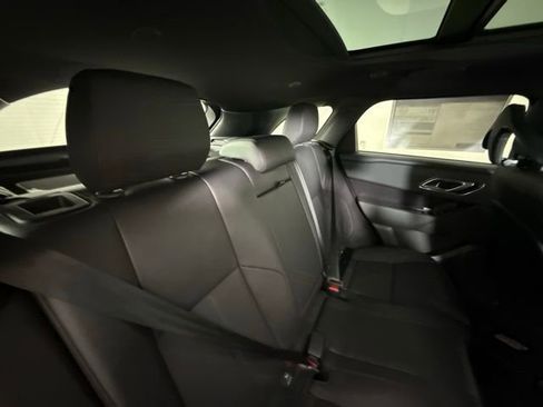 New 2026 Land Rover Range Rover Velar Dynamic SE image 29