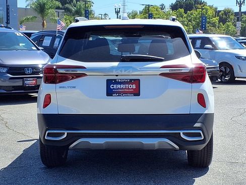 Certified 2023 Kia Seltos S FWD image 3