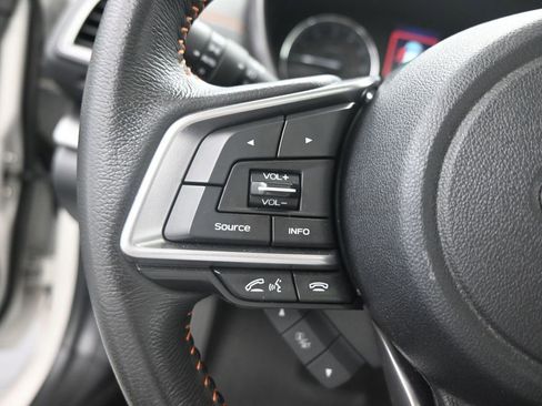 Used 2022 Subaru Crosstrek 2.5i Limited w/ Moonroof Package 2 image 12