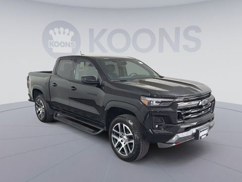 Used 2023 Chevrolet Colorado Z71 w/ Z71 Convenience Package 2 image 10