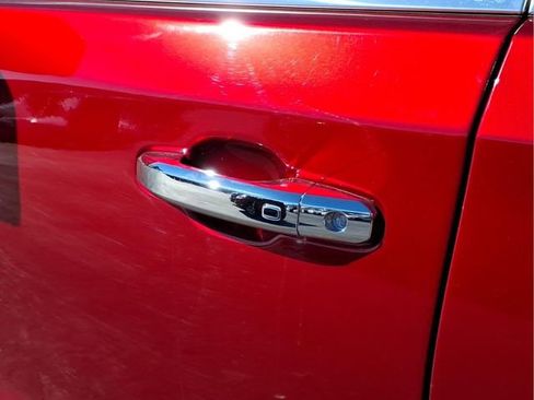 Used 2025 Chevrolet Silverado 1500 High Country image 19