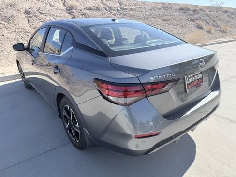 New 2025 Nissan Sentra SV image 6