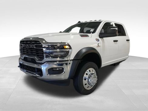 New 2026 RAM 4500 Tradesman AWD/4WD image 4