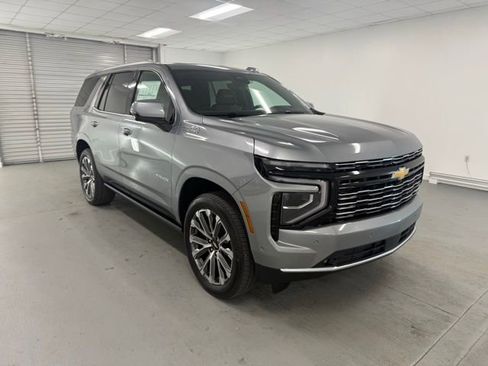 New 2026 Chevrolet Tahoe High Country image 3