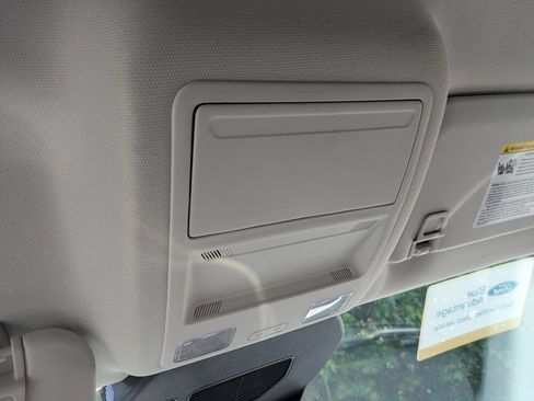Certified 2021 Ford Escape SEL AWD/4WD image 23