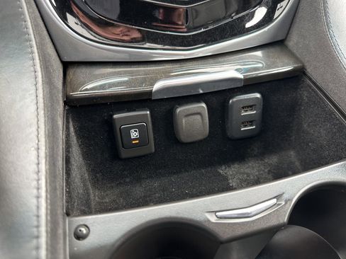 Used 2020 Cadillac Escalade ESV Platinum image 59