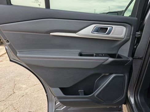 New 2026 Ford Explorer Active w/ Active Comfort Package image 34