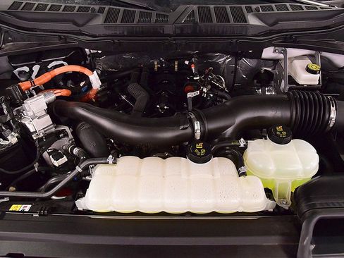 Used 2025 Ford F150 Lariat w/ Bed Utility Package image 41