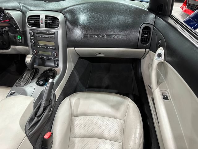 Used 2006 Chevrolet Corvette Convertible w/ Preferred Equipment Group RWD image 11