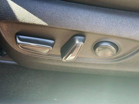 Used 2025 Toyota Grand Highlander FWD image 25