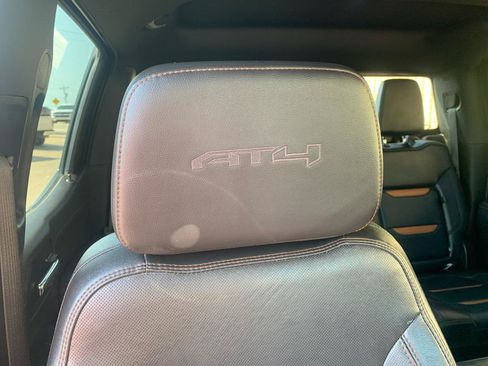 Used 2020 GMC Sierra 1500 AT4 w/ AT4 Premium Package AWD/4WD image 15