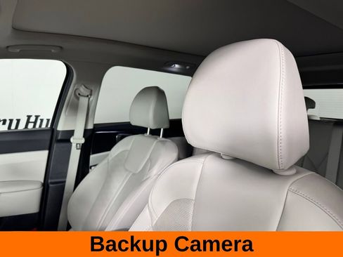 Used 2025 Kia Sorento S w/ Panoramic Sunroof Package image 11