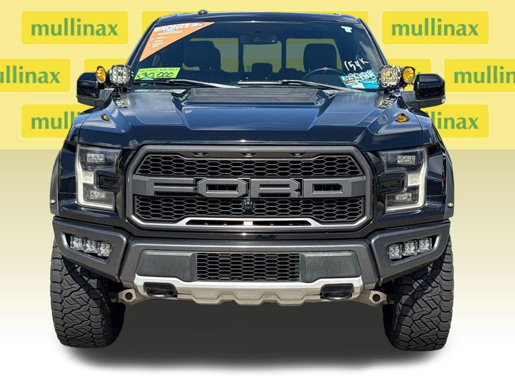 Used 2018 Ford F150 Raptor w/ Equipment Group 802A Luxury AWD/4WD image 16