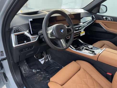 New 2026 BMW X5 sDrive40i w/ M Sport Package image 15
