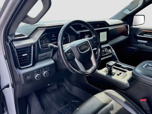Used 2022 GMC Sierra 1500 Denali AWD/4WD image 9