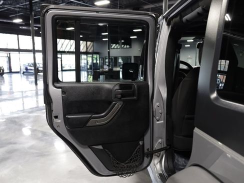 Used 2014 Jeep Wrangler Unlimited Sport w/ Quick Order Package 24S AWD/4WD image 16