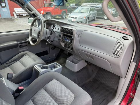 Used 2003 Ford Explorer Sport Trac XLT image 48