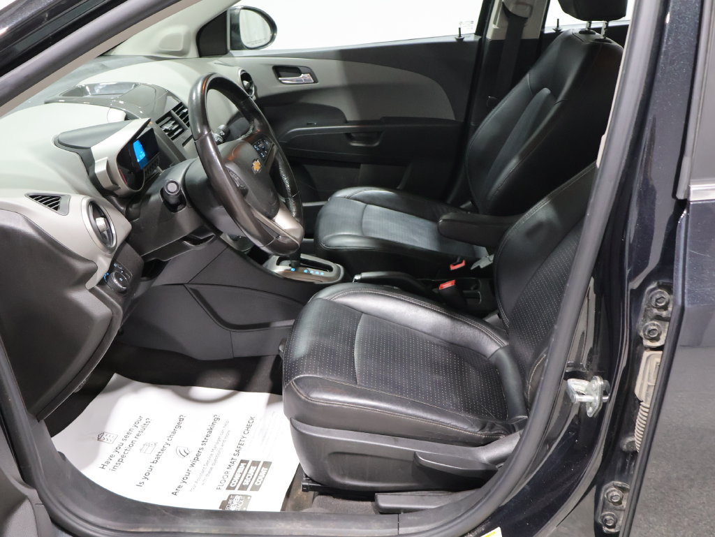 Used 2015 Chevrolet Sonic LTZ FWD image 10