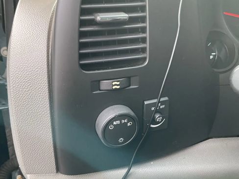 Used 2013 Chevrolet Silverado 1500 LS image 21