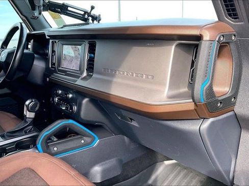 Used 2023 Ford Bronco Outer Banks image 20