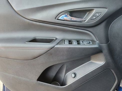Used 2023 Chevrolet Equinox RS image 26