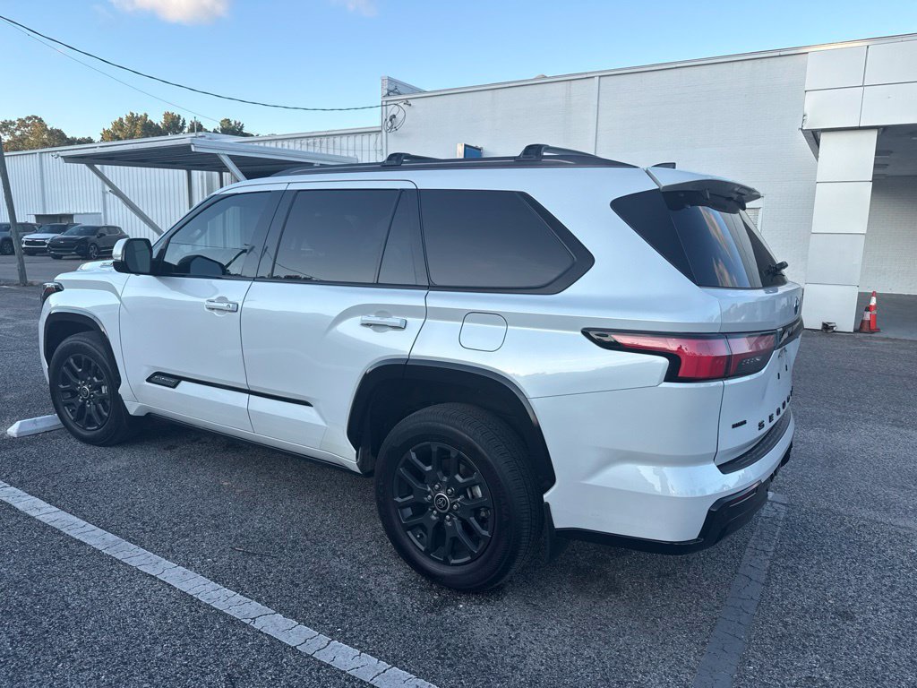 Used 2023 Toyota Sequoia Platinum AWD/4WD image 3