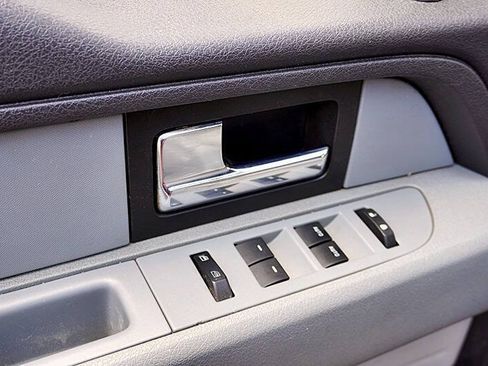 Used 2014 Ford F150 XLT w/ Equipment Group 301A Mid RWD image 19