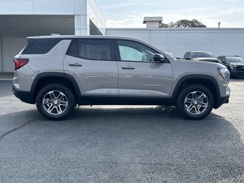 New 2026 GMC Terrain Elevation w/ Technology Package II image 2