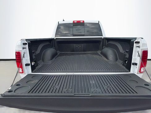 Used 2017 RAM 1500 Laramie image 12