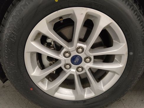 Used 2020 Ford Escape SE FWD image 31