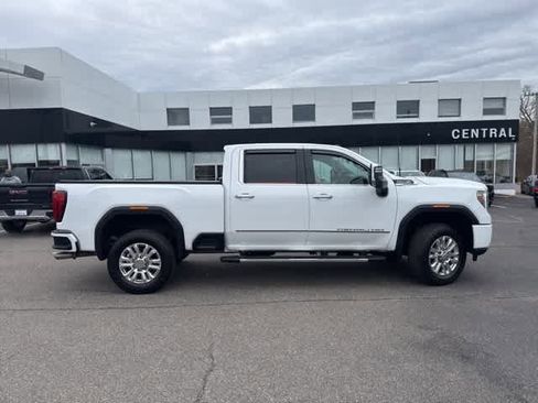 Certified 2022 GMC Sierra 2500 Denali w/ Snow Plow Prep/Camper Package image 8