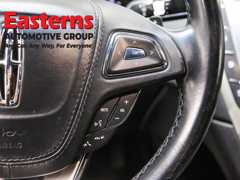 Used 2019 Lincoln MKZ Premiere FWD image 16