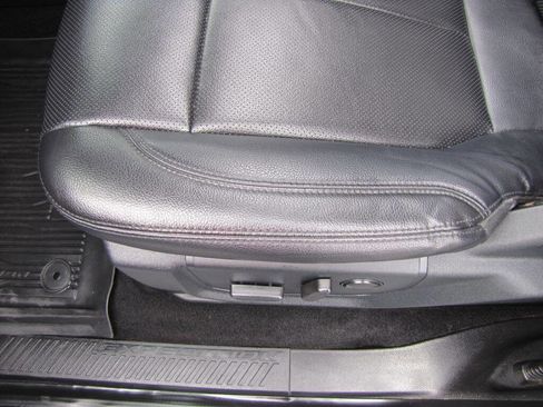 Used 2021 Ford Expedition XLT RWD image 15