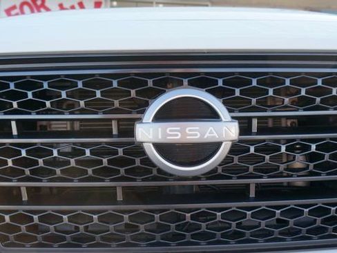 Used 2024 Nissan Titan SV w/ SV Convenience Package AWD/4WD image 63